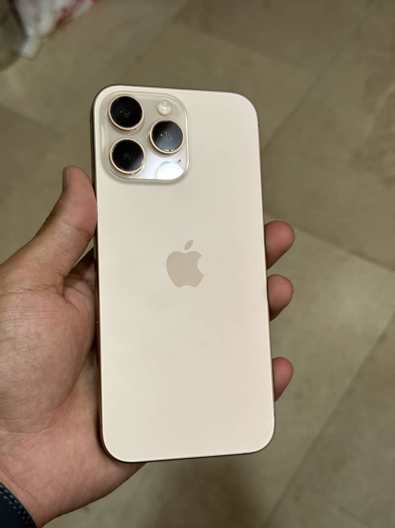 IPHONE 16 PRO MAX 5
