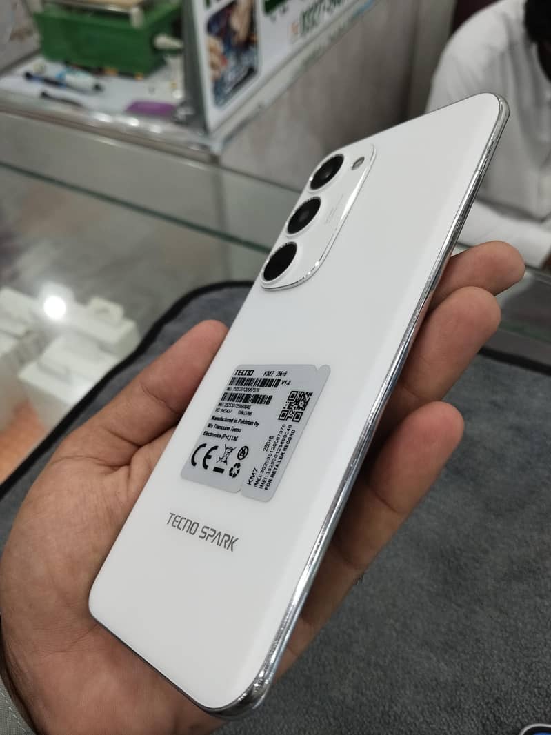 Techno Spark 40Pro Plus 3
