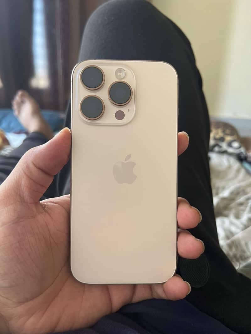 Iphone 16 pro 3