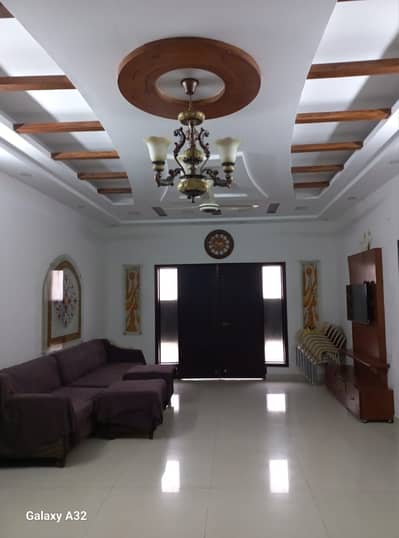 Get An Attractive Prime Location Flat In Shaheed Millat Road Under Rs. 185000