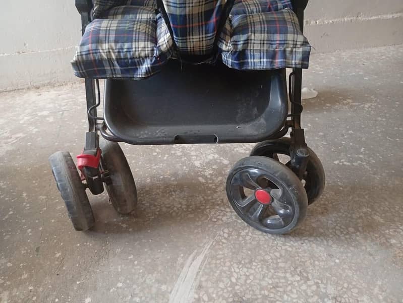 stroller 1