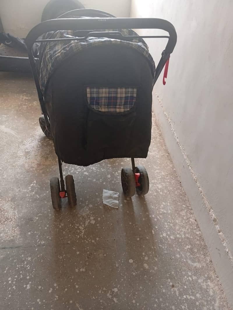 stroller 3