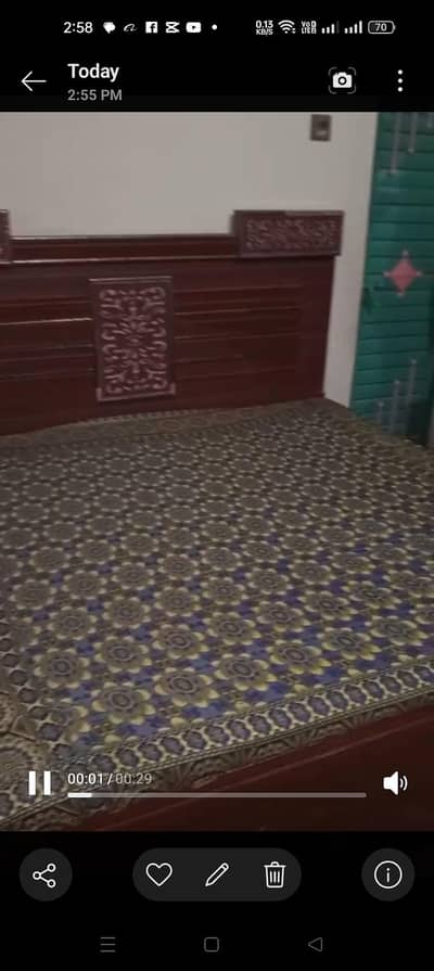 Boht hi Kam used poora Room set with matters for sale
