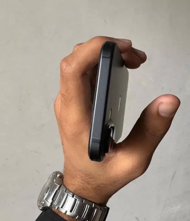 iPhone 16 | Pristine Condition | Complete Box 3