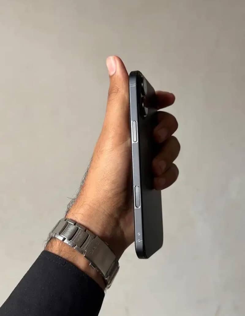 iPhone 16 | Pristine Condition | Complete Box 4