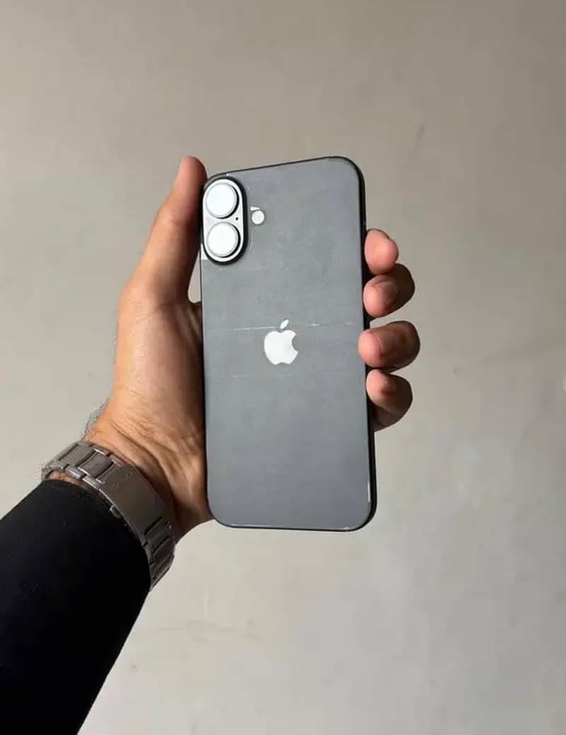 iPhone 16 | Pristine Condition | Complete Box 6