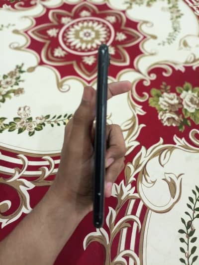 iPhone XR Bypass Non PTA | 10/9 Condition | 26000