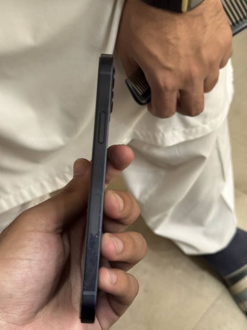 IPHONE 12 6