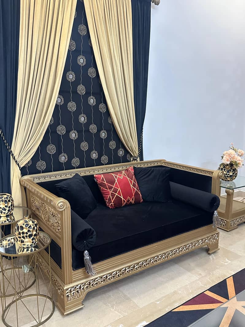 Sofa set 0
