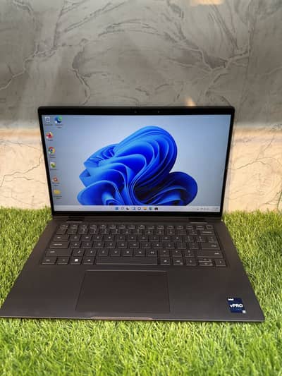 Dell Latitude 7430 (i7 12th Gen) (32/512) Touch 360