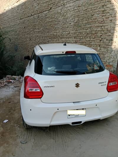 Suzuki Swift GLX CVT 2023