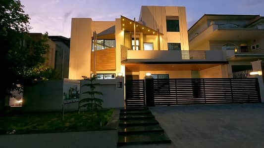 VERY NICE HOUSE FOR SALE