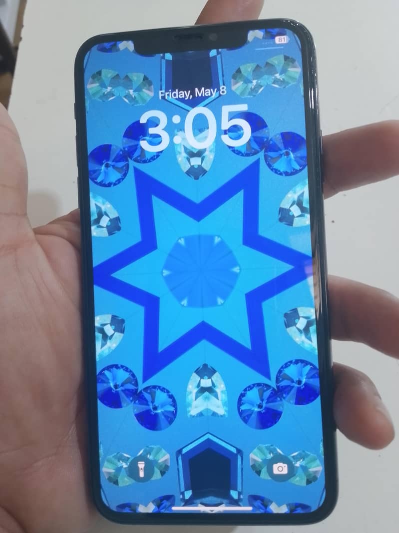 iphone 11 max 1