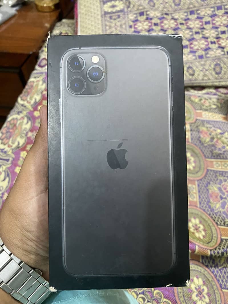 Iphone 11 pro max 6