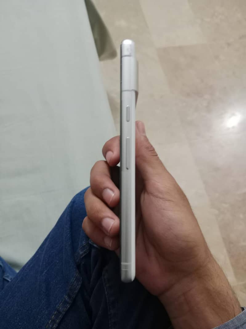 google pixel 7 4