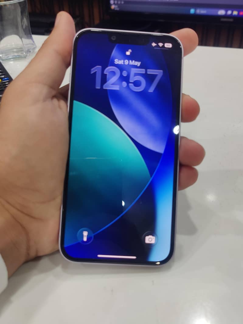 Iphone 14 10/10 condition 0
