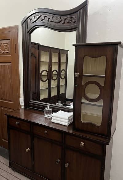 Dressing Table for Sale