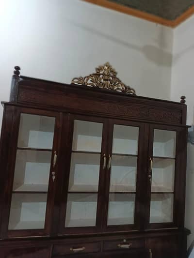 Barnd new full king size showcases