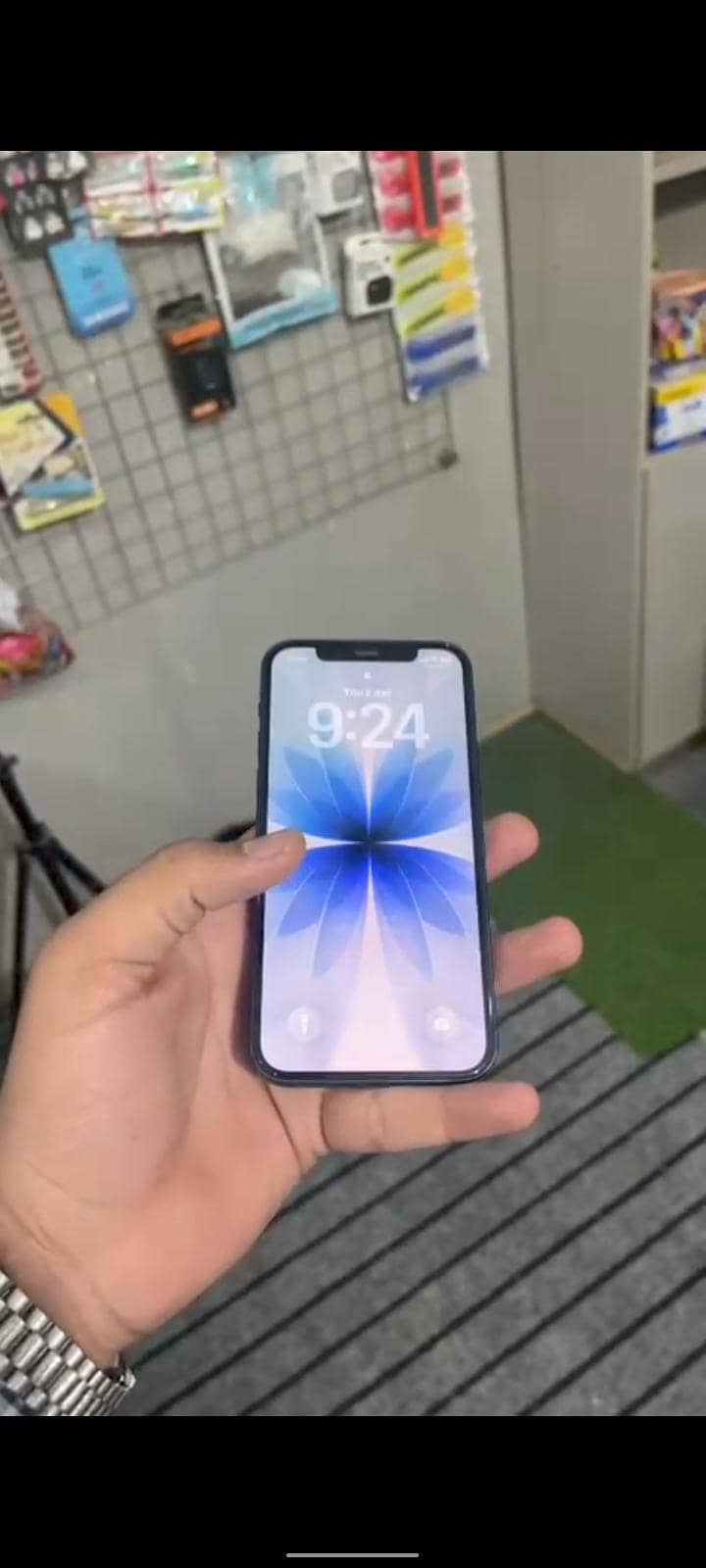 IPHONE 12 0