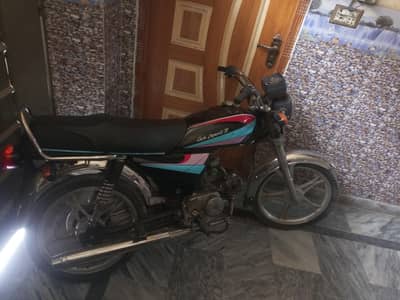 Honda CD 70 good condition just sale