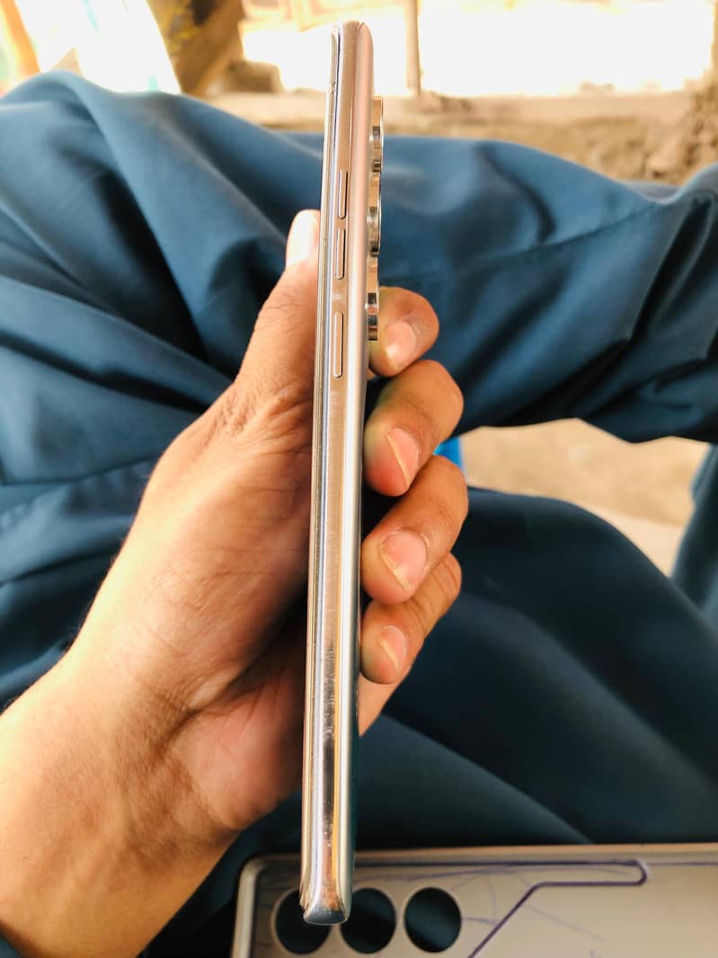 techno camon 40 Pro 2