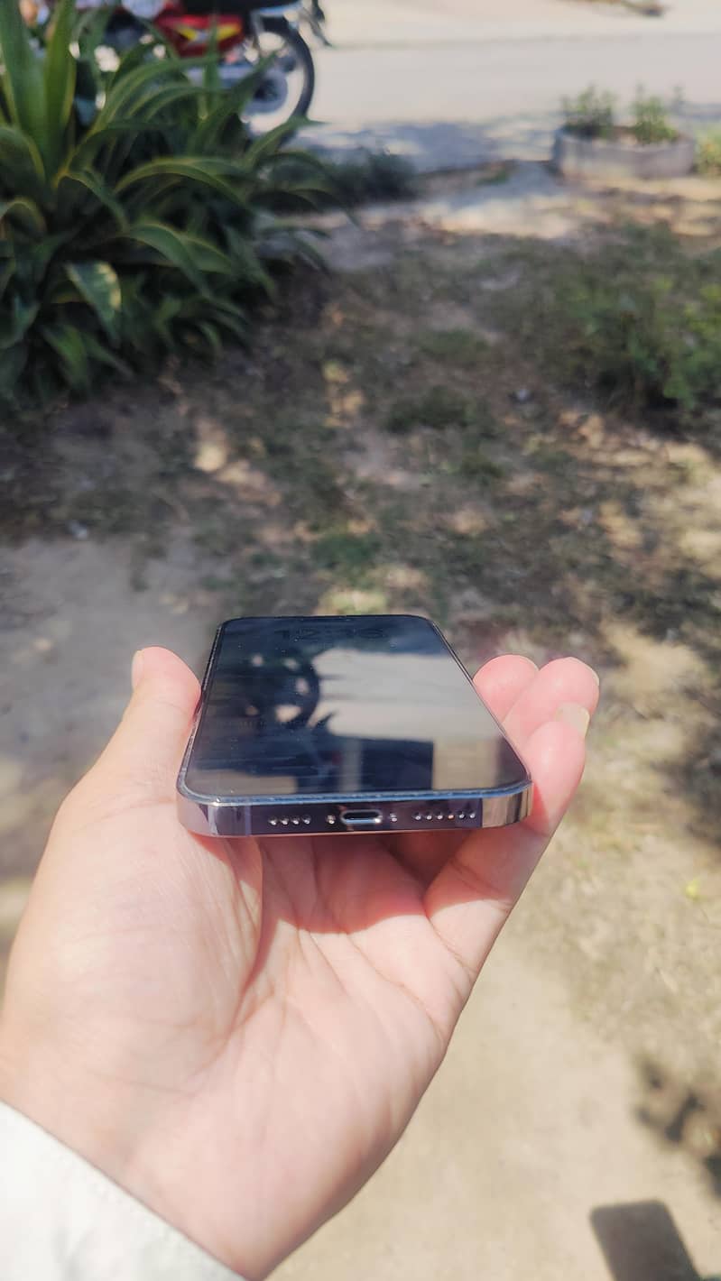 iphone 14 pro max 3