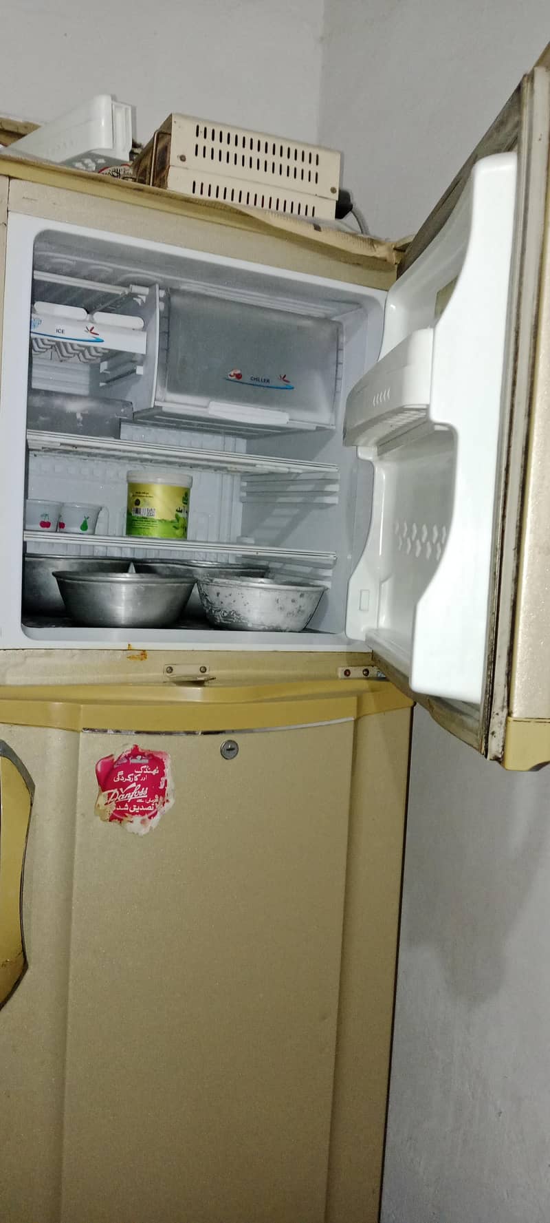refrigerator 3