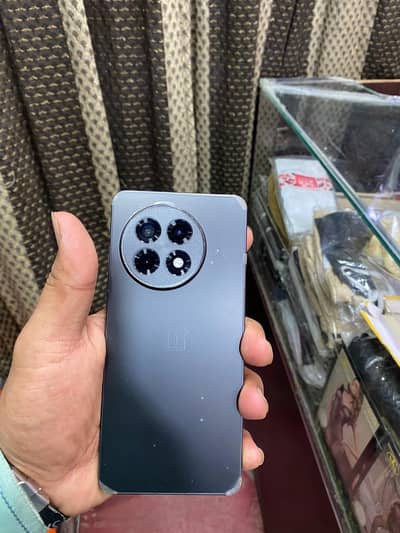 OnePlus 13R | 256GB | Snapdragon 8 Gen 3 | 5-6 Months Warranty pta h