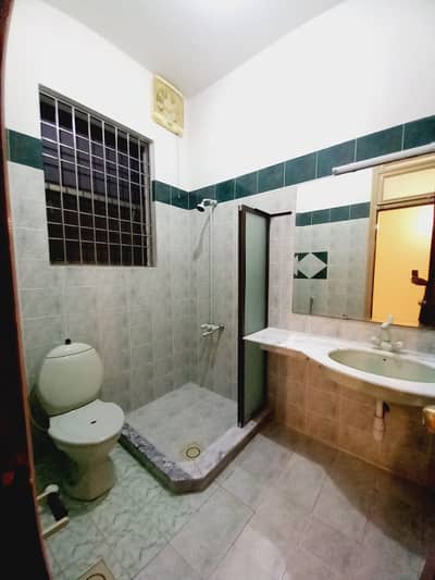 1 Kanal Upper Portion Available For Rent in DHA Lahore Phase 1 Block E