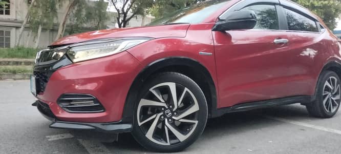 HONDA VEZEL 2016 RS Panaromic sunroof