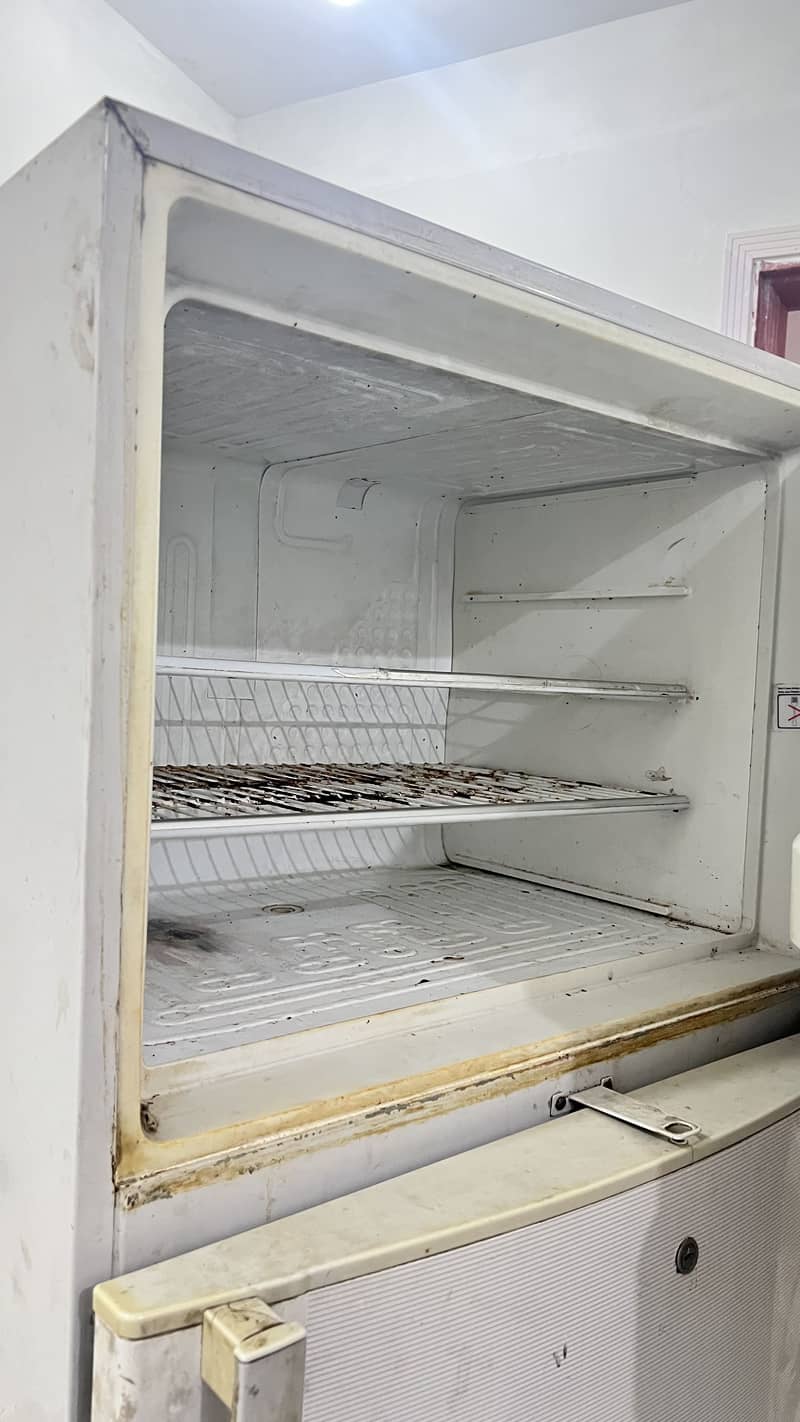 Refrigerator 1