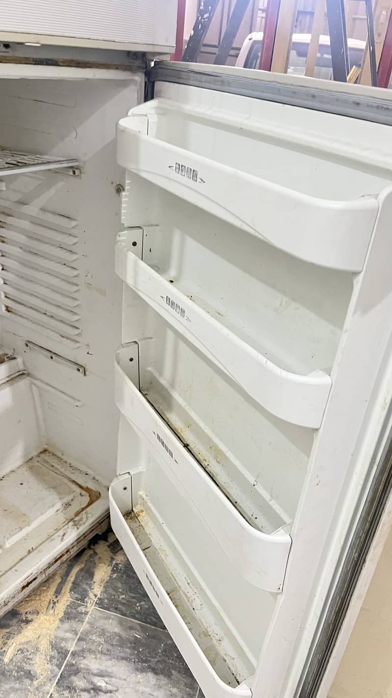 Refrigerator 3