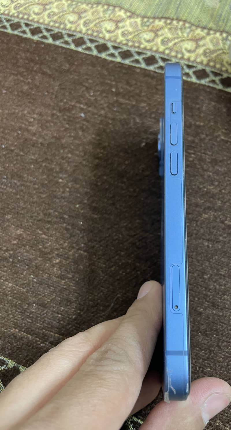 Iphone 13 2