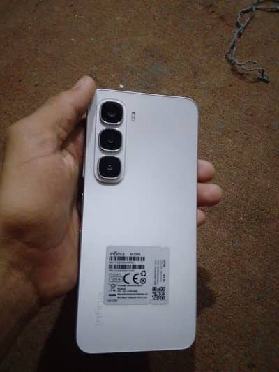 Infinix hot 60i  6+6 128 5 mounth use
