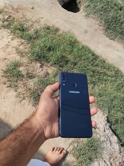 Samsung A20s