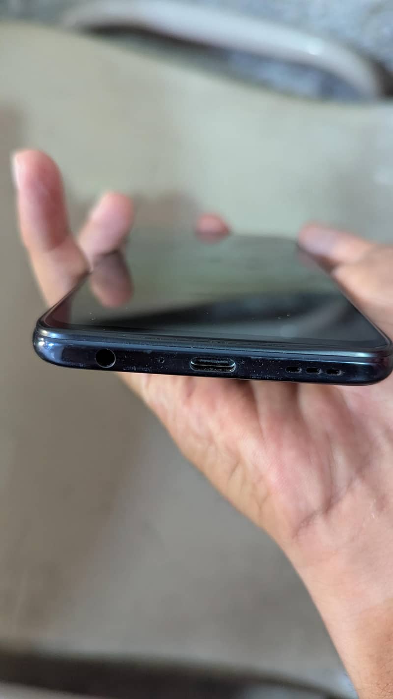 mobile and Box 4