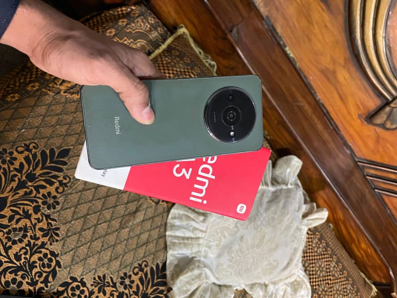 Redmi A3 8