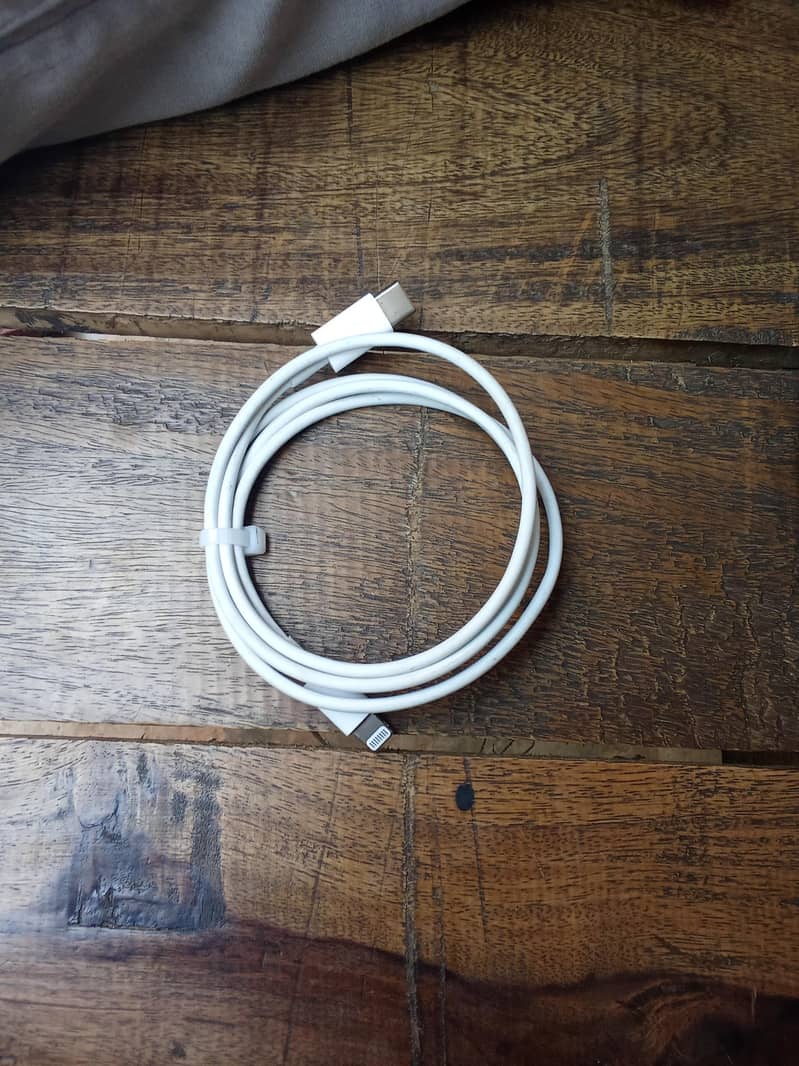 apple to C type cable 0