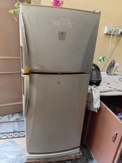 Dawlance Medium size fridge
