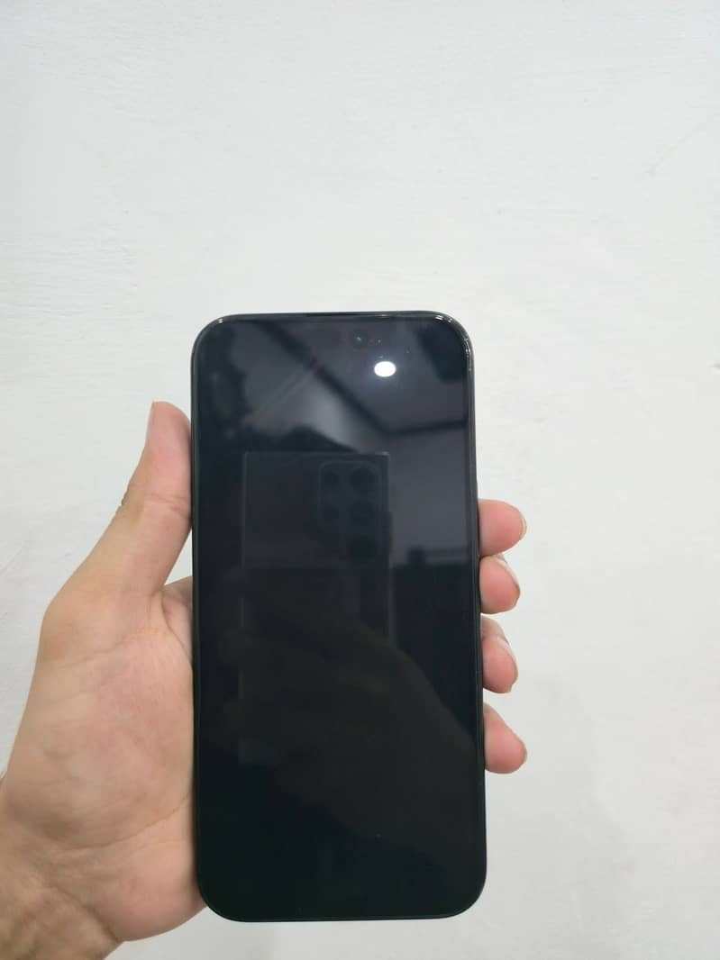 Iphone 16 pro max 6