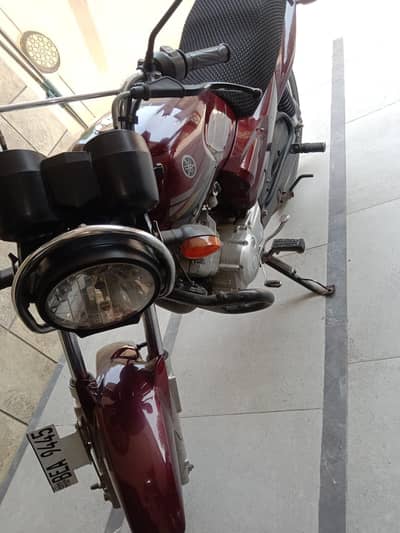 Yamaha yb125z 22 model