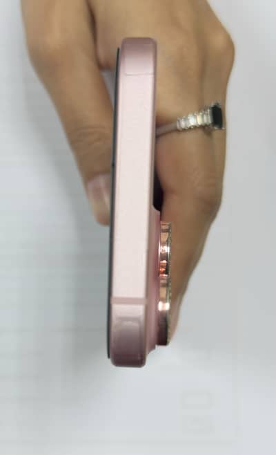 iPhone 15 in Excellent Condition
