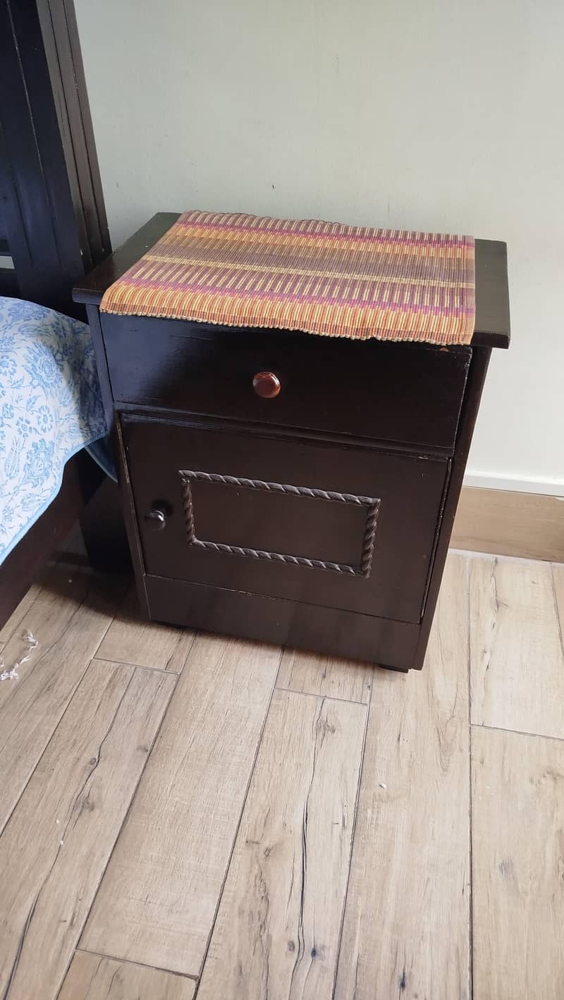 Double Bed King Size 2
