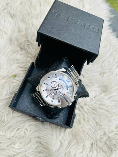DEISEL WATCH WATER RESISTANT
