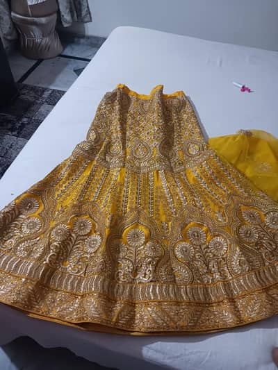 Lehnga for Mehndi Shendi event.