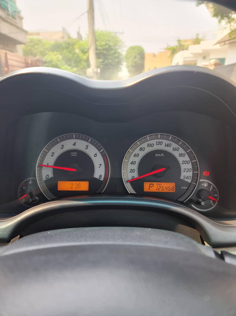 Corolla Altis-1600 Automatic 14
