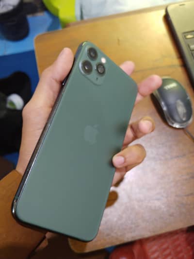 iPhone 11 Pro - Midnight Green (Condition 10/9 urgent sale