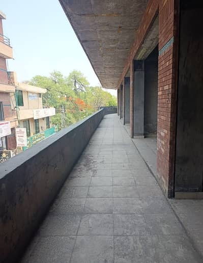300 Sq ft Office Shop Available For Rent on Sarwar Road Near CMH Hospital Lahore Cantt.