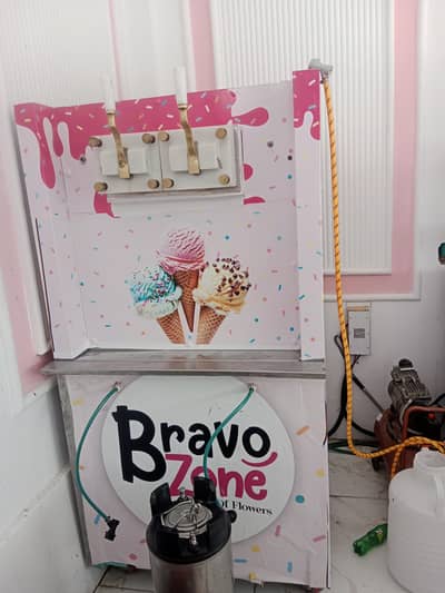 ice cream machine. ائس کریم مشین۔03256022227