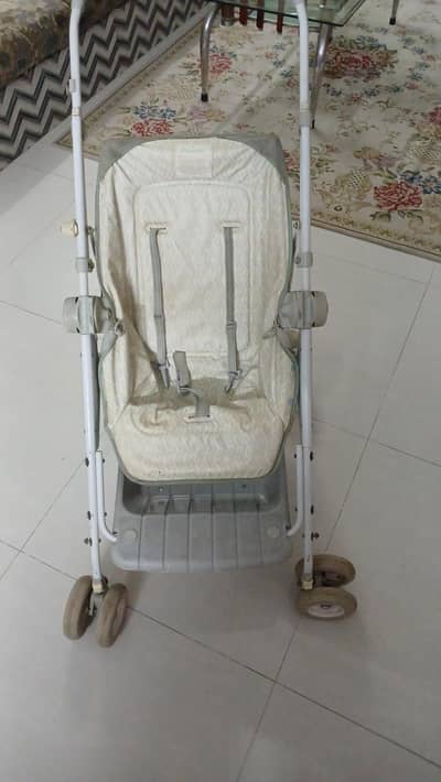 mother care push chair
